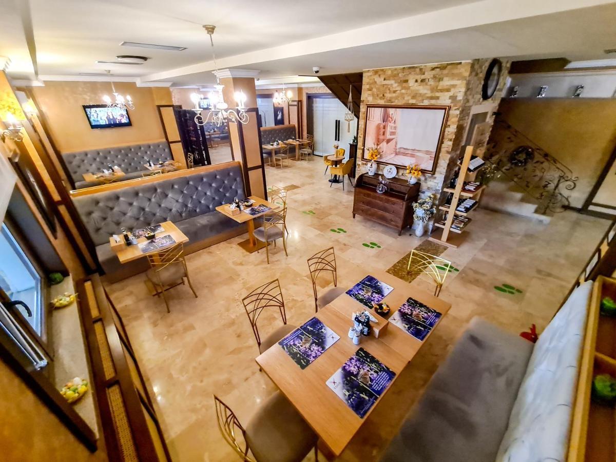 Hotel Yarus Plus Плоешти Экстерьер фото